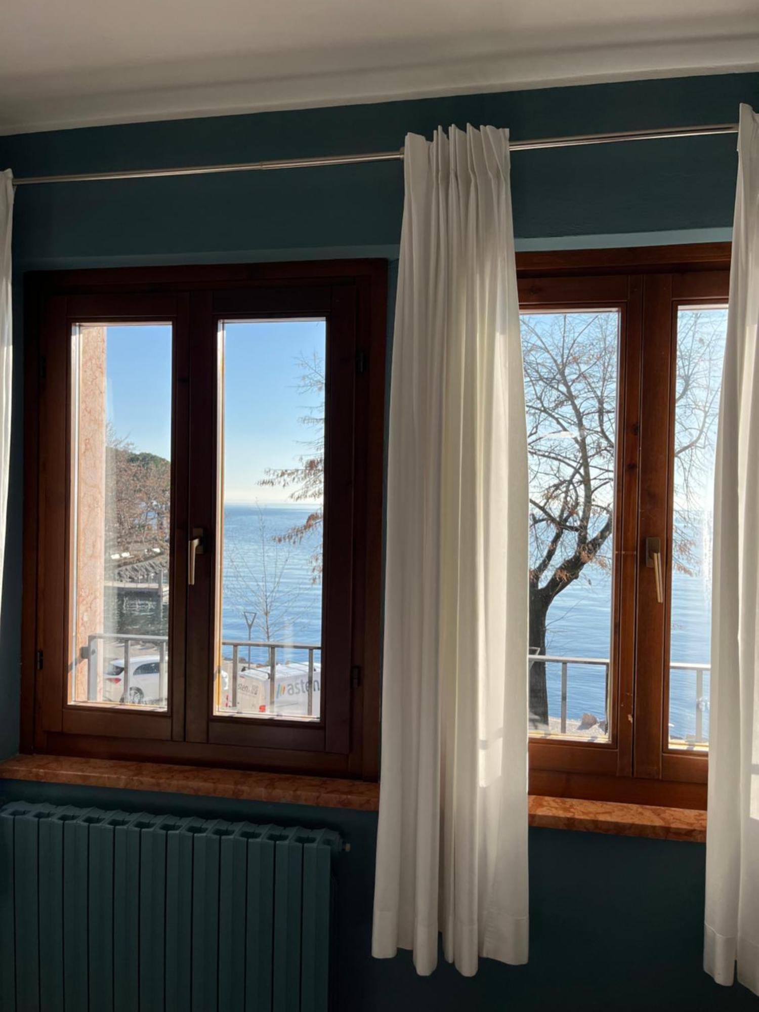 Albergo All'Ancora Гарда Екстериор снимка